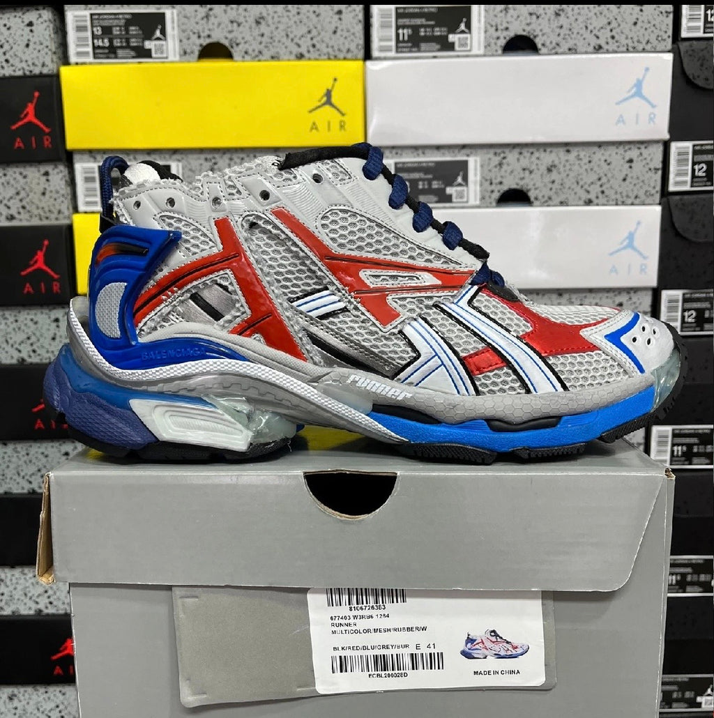 Balenciaga runner