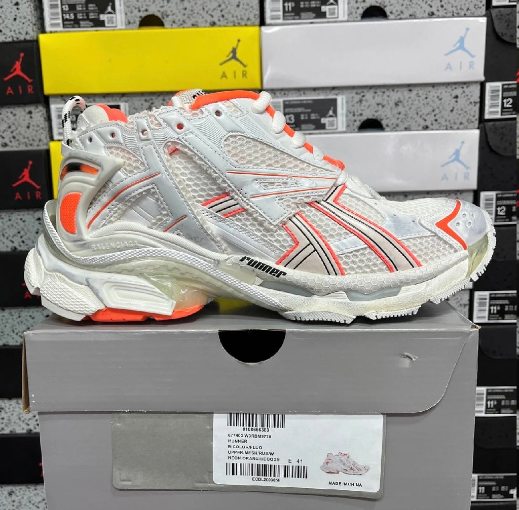 Balenciaga runner