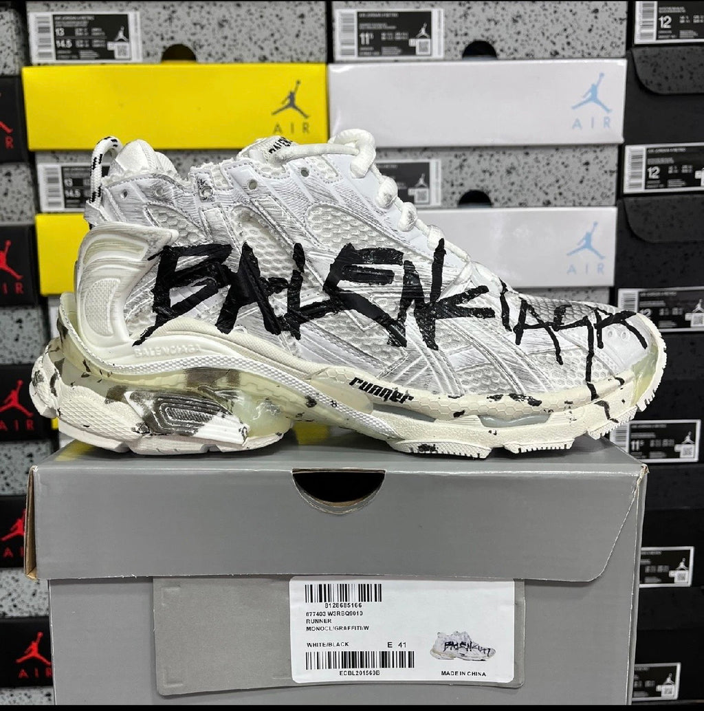 Balenciaga runner