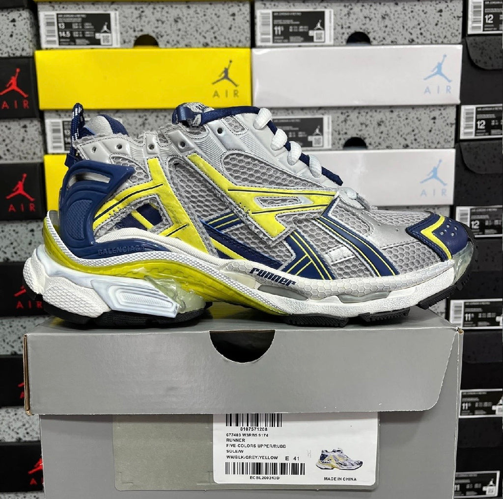 Balenciaga runner